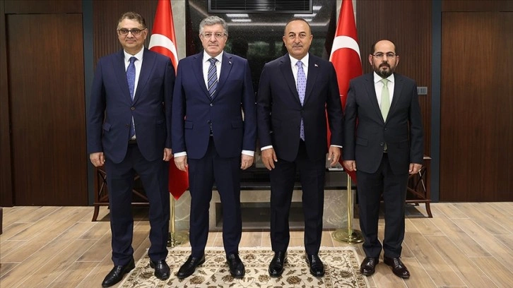 Bakan Çavuşoğlu, Suriye aykırılık liderleriyle görüştü