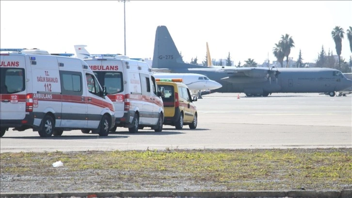 Depremde vurulan 16 ad Adana'dan uçakla atıf edildi