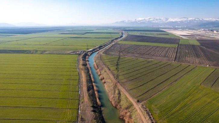 Kahramanmaraş'ta kilometrelerce uzanan kırık hattı açıktan görüntülendi