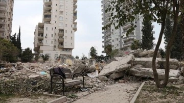 Adana'da depremde yıkılan binaların karot örnekleri "dayanıklılık testi"ni geçemedi