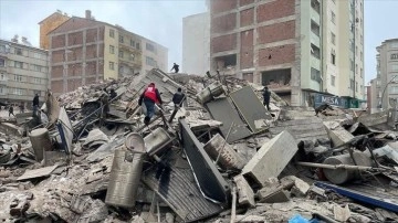 AFAD'dan depremden en baş döndürücü etkilenen illerin aceleci iane ödeneklerine bağlı açıklama
