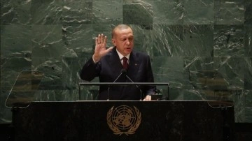 AK Parti'li Karaaslan: 'Dünya beşten büyüktür' ifadesi,bu kere 'iklim adaleti&#03