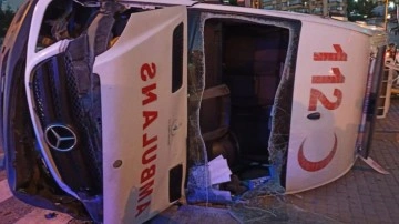 Ankara'da hasta haiz ambulans arabayla çarpıştı: Yaralılar var