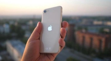 Apple, acemi iPhone SE modelini tanıttı! İşte Türkiye fiyatı