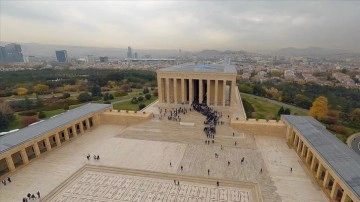 Atatürk'ün sonsuz istirahatgahı Anıtkabir'de değişik bir yolculuk