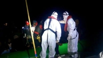 Ayvalık açıklarında 36 ağır aksak göçmen kurtarıldı