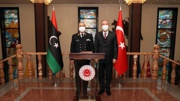 Bakan Akar, Libya Deniz Kuvvetleri Komutanı Tümamiral El Buni'yi onama etti
