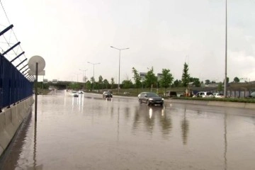 Başkent’te yağış yine kendini gösterdi