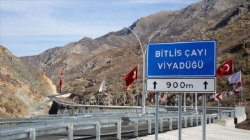 Bitlis'te ulaşımı tehlikesiz bir duruma getirecek köprü yol ferda açılacak