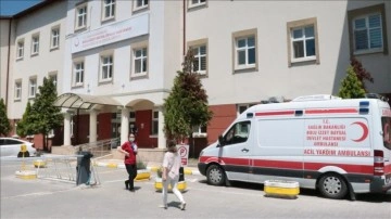 Bolu'da 52 ad zehirlenme kuşkusuyla hastaneye kaldırıldı