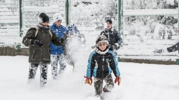 Bursa'da okullar erte tatil mi 10 Mart Bursa Valiliği kar tatili açıklaması