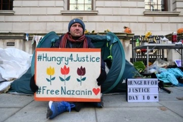 Casuslukla suçlanan İranlı Nazanin’in eşi açlık grevine sonuç verdi