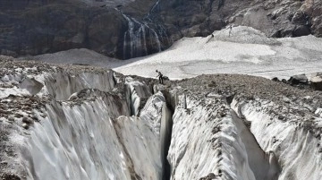 Cilo Dağları'ndaki buzulların yüzdelik 48'i küresel ısınma dolayısıyla eridi