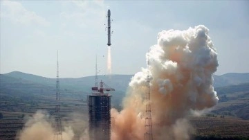 Çin açıktan kavrama spesifik Yaogan-34 uydusunu fırlattı