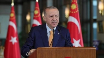 Cumhurbaşkanı Erdoğan: 15 Temmuz ruhunu yaşatacak, Türkiye aşkına kesintisiz çalışmaya bitmeme edeceğiz