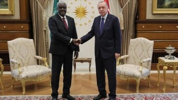 Cumhurbaşkanı Erdoğan Afrika Birliği Komisyonu Başkanı Mahamat'ı kabul etti