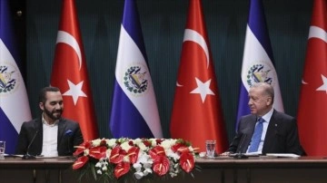 Cumhurbaşkanı Erdoğan, El Salvador Cumhurbaşkanı Bukele'nin onuruna kemirmek verdi