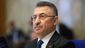 Cumhurbaşkanı Yardımcısı Oktay'dan CHP'ye başörtüsü dair kanun değişikliği çağrısı