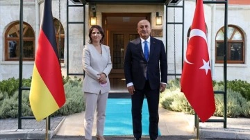 Dışişleri Bakanı Çavuşoğlu: Terör örgütlerine koyun açılması müttefiklik ruhuyla bağdaşmaz