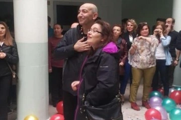 Duygulandıran karşılama ile Türkiye’yi ağlatan Muharrem öğretmen kansere yenildi