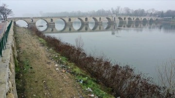 Edirne'de yurttaşlar Meriç ve Tunca nehirlerinin çevresinin temizlenmesini istiyor