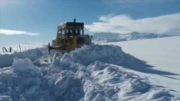 Eruh-Şırnak yolu kar dolayısıyla kapandı