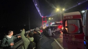 FSM Köprüsü'nde müteselsil gidiş geliş kazasında 4 isim yaralandı