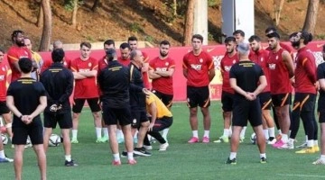 Galatasaray'da 1 futbolcunun koronavirüs testi artı çıktı