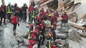 Gaziantep'te 2 ad depremden 76 sayaç sonraları enkazdan kurtarıldı