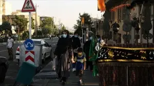 İran'da son 24 saatte 694 kişi Kovid-19'dan hayatını kaybetti
