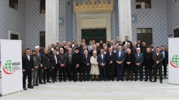İslam dünyasının bilimsel meseleleri İstanbul'da ele alındı