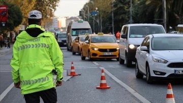 İstanbul'da dakika birtakım yollar trafiğe kapatılacak