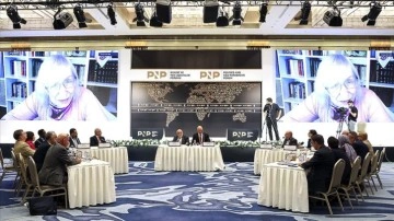 İstanbul'da planlı "21. Yüzyılda Siyaset ve Yeni Açılımlar Forumu" sona erdi