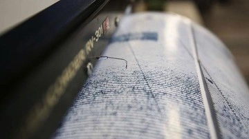 İzmir'de ürkü yaratıcı deprem! AFAD sertliğini açıkladı
