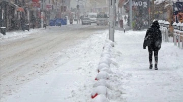 Karaman'da kar zımnında iki canlı ve mânialı amme çalışanlarına 3 devir izin verildi
