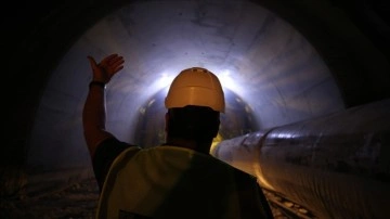 Kaz Dağları'ndan geçişi kısaltacak Ayvacık T-2 Tüneli'nde ferda enerji görünecek