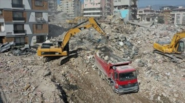 Kocaeli Büyükşehir Belediyesi, Hatay'da 51 yapının yıkımını gerçekleştirdi