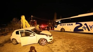 Malatya'da geçici otobüsüyle aracın çarpışması kararı 1 ad öldü