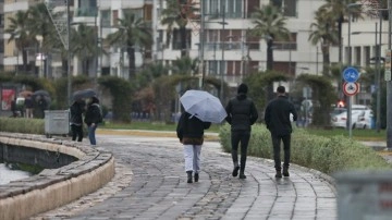 Marmara'nın batısı ile Kuzey Ege'de sağanak ve fırtına uyarısı