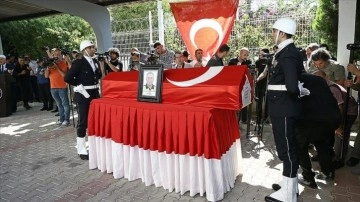 Mersin'de martir polis memuru Sedat Gezer düşüncesince cenaze merasimi düzenlendi