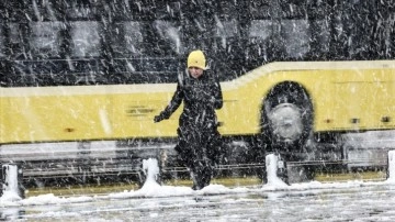 Meteorolojiden İstanbul, Bursa ve Balıkesir düşüncesince çıpa kar uyarısı