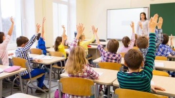 Okullarda acemi fasıl başlıyor! 'Sınıf mevcudu kararı' Resmi Gazete'de yayımlandı