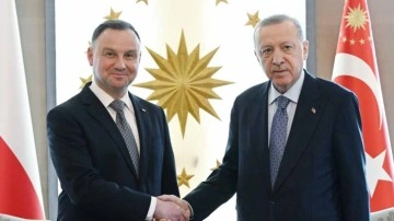Polonya Cumhurbaşkanı Türkiye'de Cumhurbaşkanı Erdoğan'dan ciddi görüşme