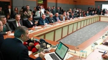 Son Dakika! Sağlık Bakanı Koca: Yeni vakaların yüzdelik 10'undan dahası Omicron