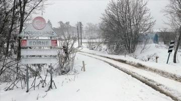 Trakya'da kar yağışı çarpıcı oluyor