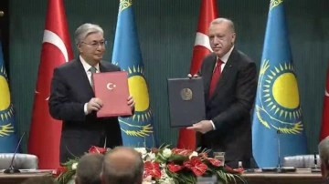 Türkiye ile Kazakistan ortada 15 barışma imzalandı! Ticarette toy gaye belirlendi